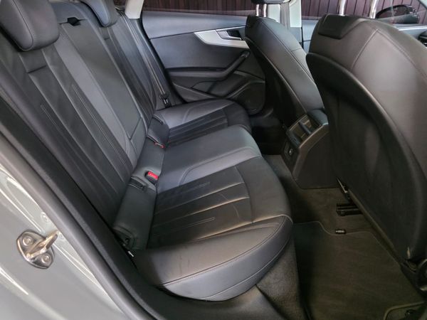 2022-Audi-A5-Sportback-20-TDI-quattro-Auto-S-Line-40-TDI image:12