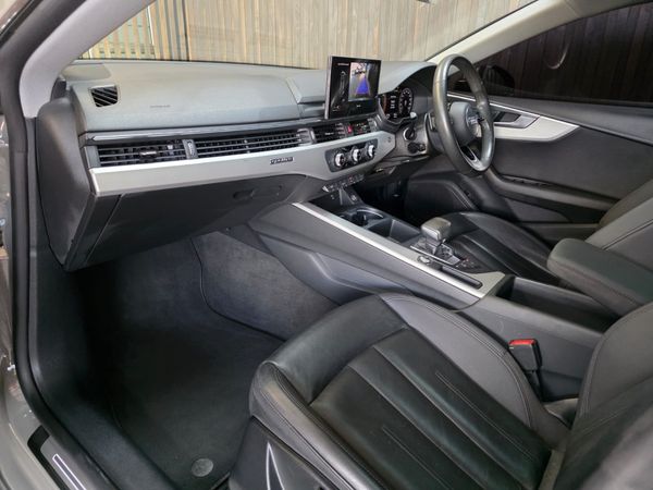 2022-Audi-A5-Sportback-20-TDI-quattro-Auto-S-Line-40-TDI image:17