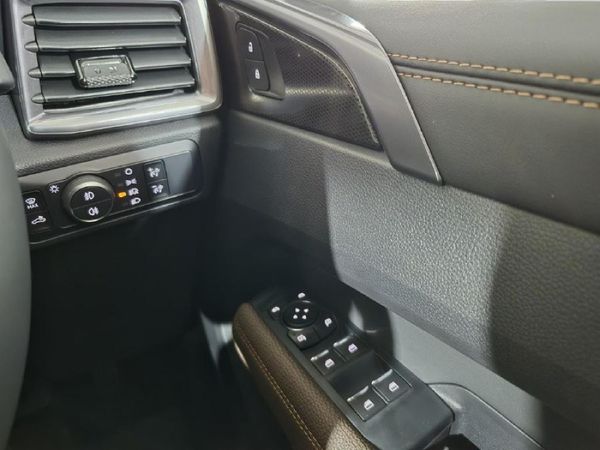 2026-Volkswagen-Amarok-30-TDI-V6-184kW-4Motion-Panamericana-Auto-Double image:13