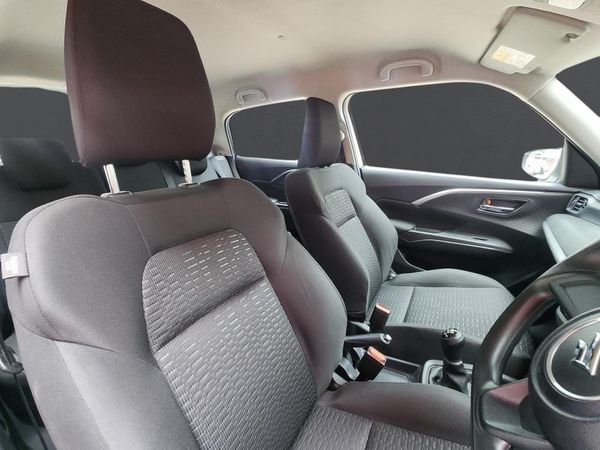2025-Suzuki-Swift-12-GL image:9