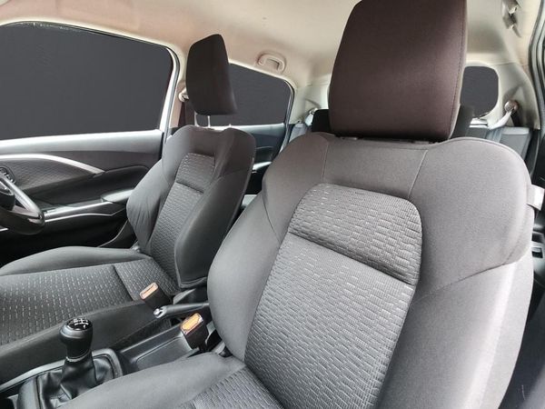 2025-Suzuki-Swift-12-GL image:12