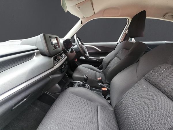2025-Suzuki-Swift-12-GL image:13