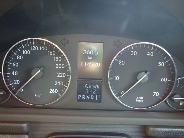2004-Mercedes-Benz-C-Class-C-230K-Coupe-Auto image:8