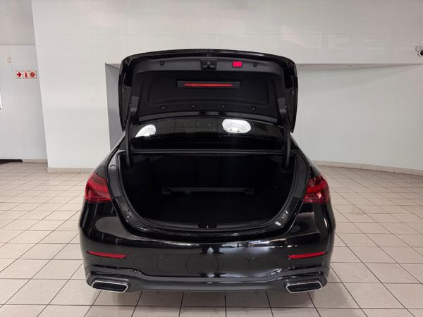 2022-Mercedes-Benz-C-Class-C-220d-Auto image:10