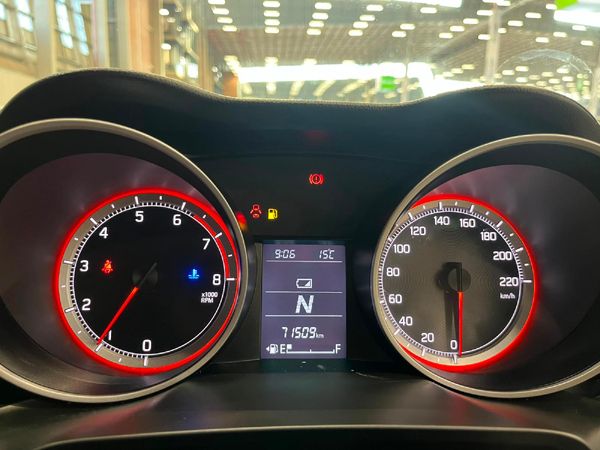 2023-Suzuki-Swift-12-GLX-Auto image:10
