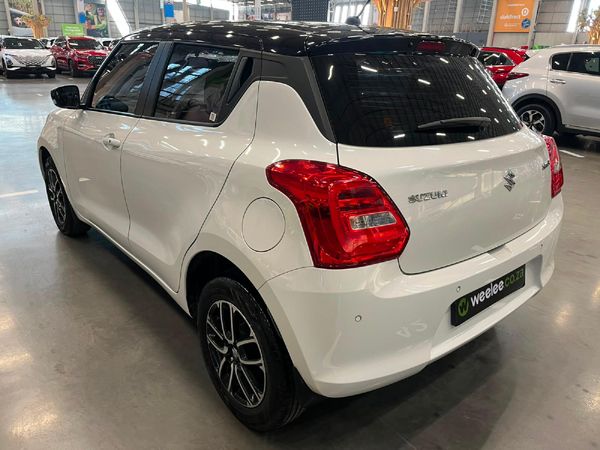 2023-Suzuki-Swift-12-GLX-Auto image:4