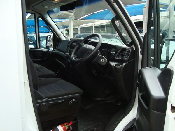 2019-Iveco-Daily-35S15V11-FC-CC image:5