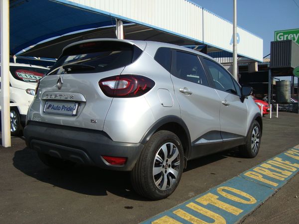 2018-Renault-Captur-900T-Blaze-66kW image:3