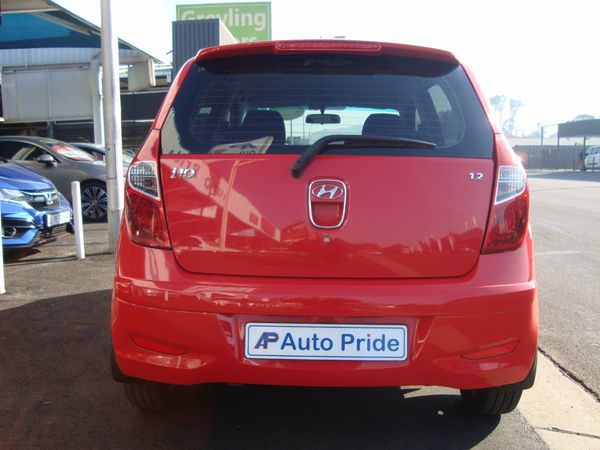 2013-Hyundai-i10-125-GLS-Fluid image:4