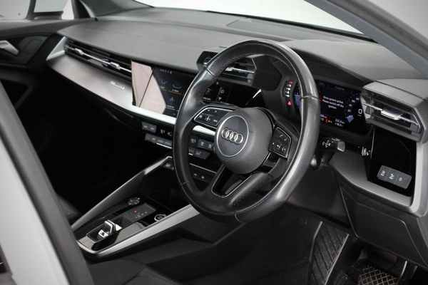 2022-Audi-A3-Sportback-14-TFSI-Auto-Advanced-35-TFSI image:9