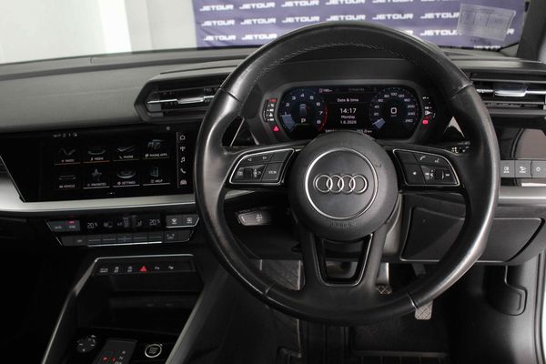 2022-Audi-A3-Sportback-14-TFSI-Auto-Advanced-35-TFSI image:10