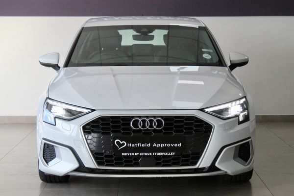 2022-Audi-A3-Sportback-14-TFSI-Auto-Advanced-35-TFSI image:1