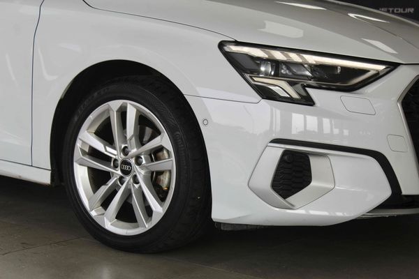 2022-Audi-A3-Sportback-14-TFSI-Auto-Advanced-35-TFSI image:3