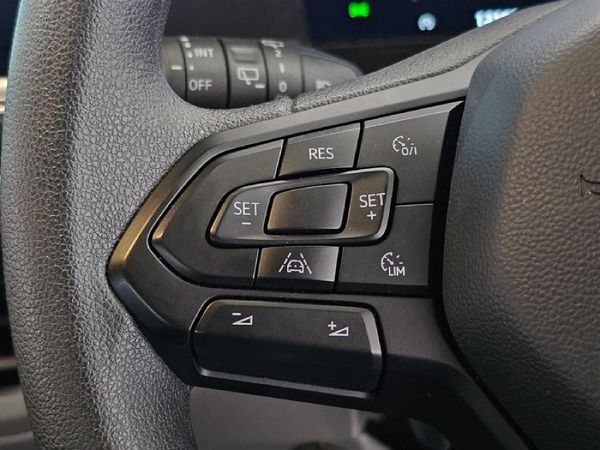 2025-Volkswagen-Transporter-Crew-Bus-20TDI-Auto-LWB-110kw-8-Seat image:19