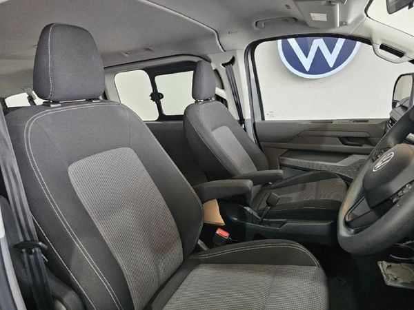 2025-Volkswagen-Transporter-Crew-Bus-20TDI-Auto-LWB-110kw-8-Seat image:25