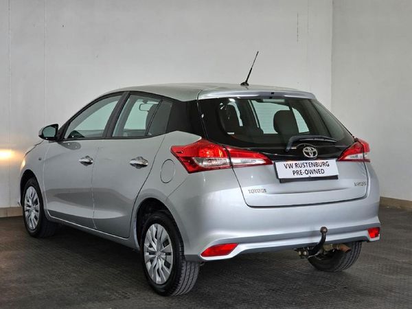 2019-Toyota-Yaris-15-XI-5-dr image:9