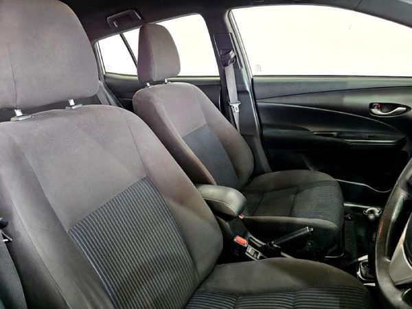 2019-Toyota-Yaris-15-XI-5-dr image:20