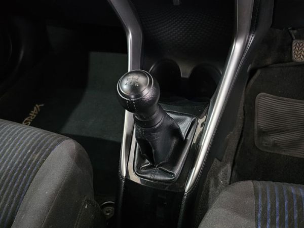 2019-Toyota-Yaris-15-XI-5-dr image:24