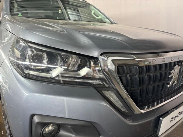 2024-Peugeot-Landtrek-19D-Allure-Double-Cab-Auto image:4
