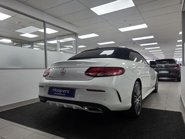 2017-Mercedes-Benz-C-Class-C-200-Cabrio-AMG image:15