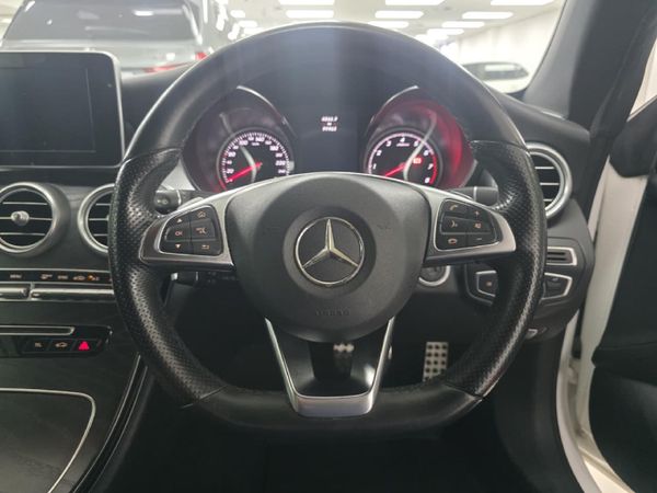 2017-Mercedes-Benz-C-Class-C-200-Cabrio-AMG image:8