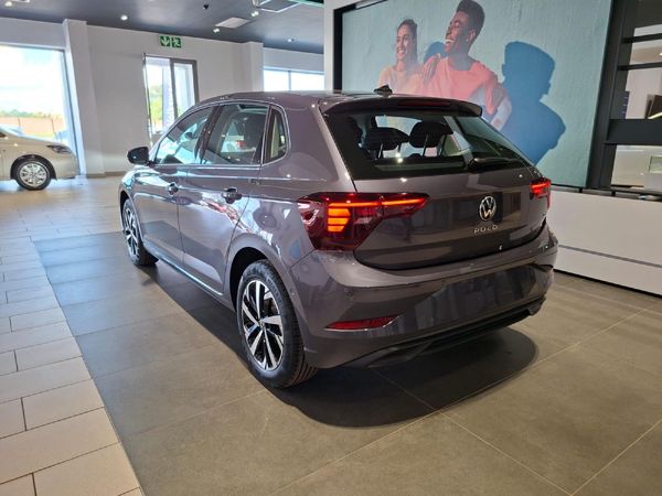 2026-Volkswagen-Polo-10-TSI-Life image:2