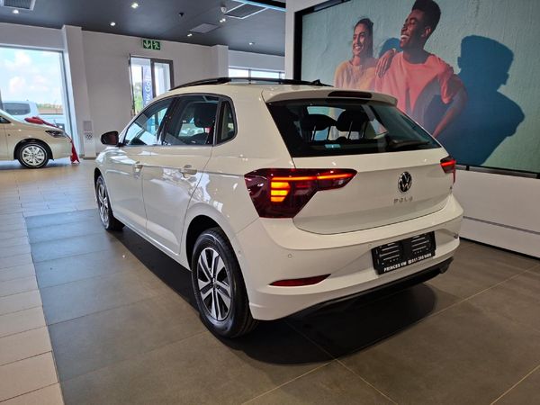 2026-Volkswagen-Polo-10-TSI-Life image:2