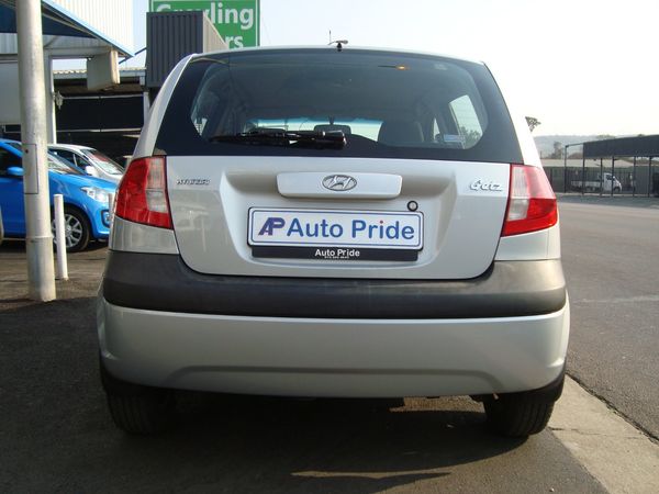2011-Hyundai-Getz-14-HS image:4