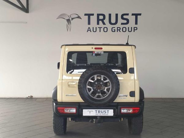 2020-Suzuki-Jimny-15-GLX image:11