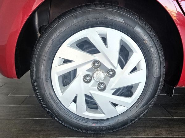 2024-Hyundai-Grand-i10-10-Motion image:9