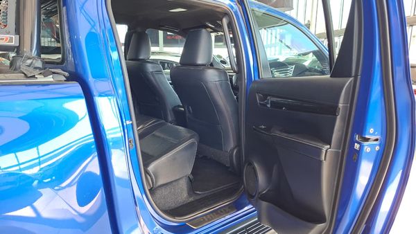 2020-Toyota-Hilux-28-GD-6-Raised-Body-Raider-Double-Cab image:9