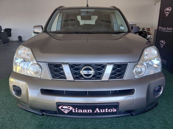 2009-Nissan-X-Trail-20-D-XE-4x2 image:1