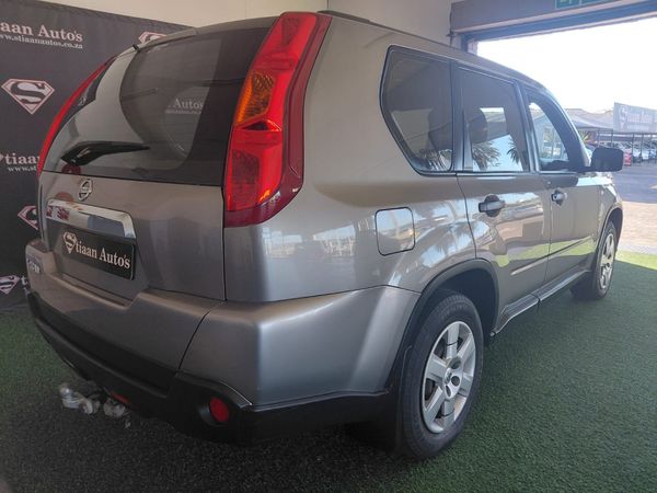 2009-Nissan-X-Trail-20-D-XE-4x2 image:5