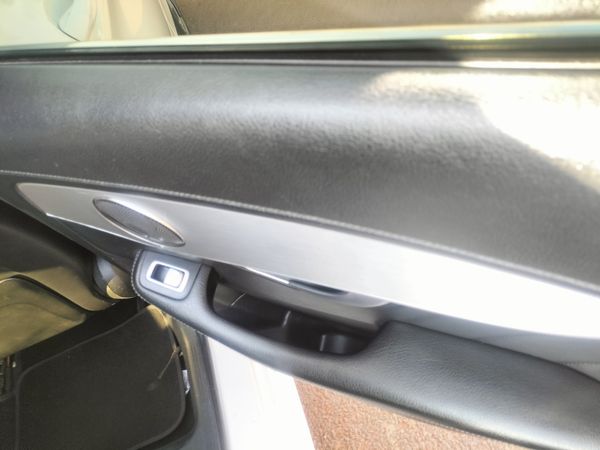 2014-Mercedes-Benz-C-Class-C-220-Bluetec-AMG-Line-Auto image:7