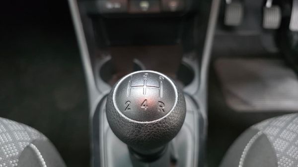2026-Kia-Picanto-10-LS image:25