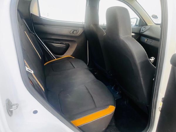 2025-Renault-Kwid-10-Climber-Auto image:12