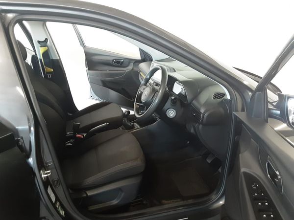 2023-Hyundai-i20-12-Motion image:10