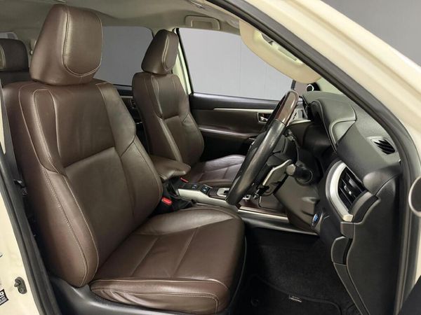 2020-Toyota-Fortuner-28-GD-6-Epic-Auto image:9