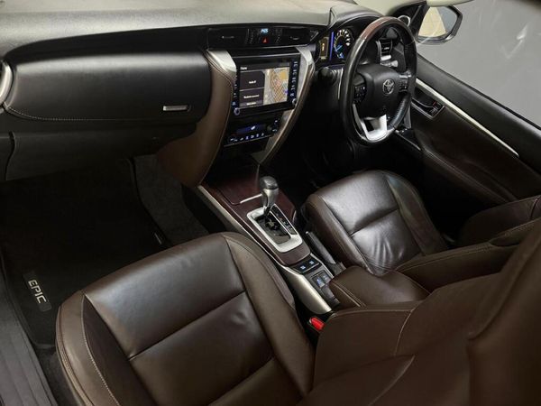 2020-Toyota-Fortuner-28-GD-6-Epic-Auto image:11