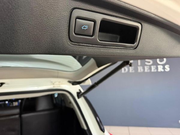 2020-Toyota-Fortuner-28-GD-6-Epic-Auto image:17