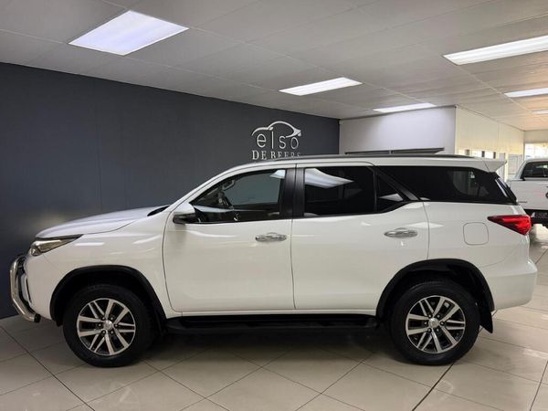 2020-Toyota-Fortuner-28-GD-6-Epic-Auto image:3