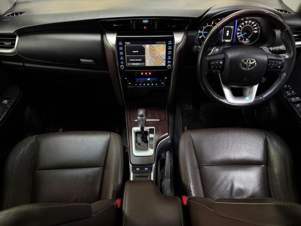 2020-Toyota-Fortuner-28-GD-6-Epic-Auto image:7