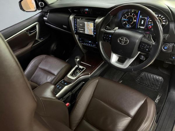 2020-Toyota-Fortuner-28-GD-6-Epic-Auto image:8