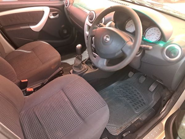 2015-Nissan-NP200-16-SE image:4