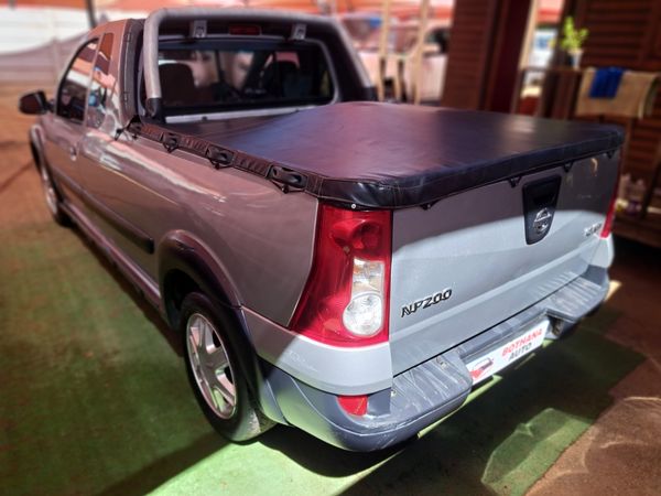 2015-Nissan-NP200-16-SE image:7