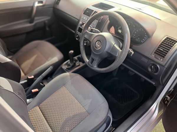2010-Volkswagen-Polo-Vivo-16 image:4