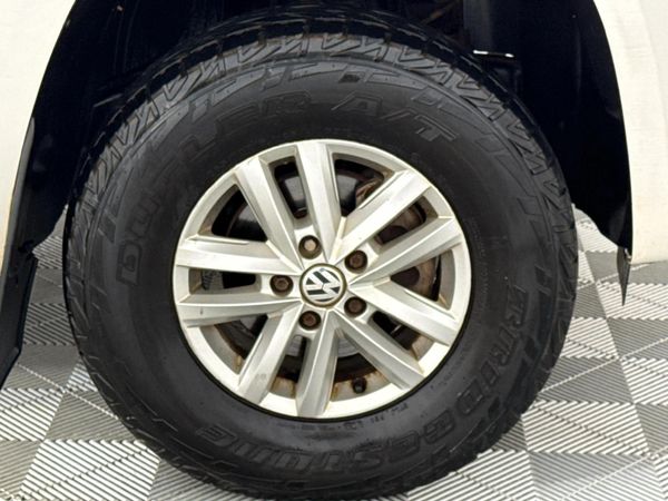 2015-Volkswagen-Amarok-20-TDI-Trendline-103kW-Double-Cab image:5