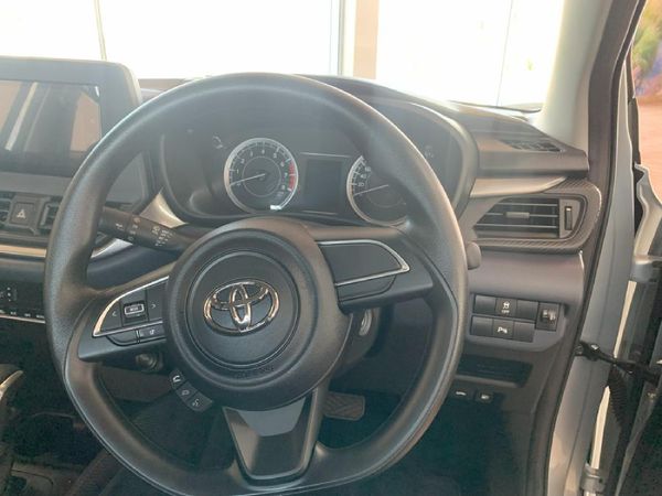 2026-Toyota-Starlet-15-XS-Auto image:8
