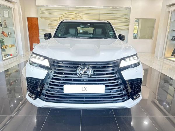 2026-Lexus-LX-700h-Overtrail image:13