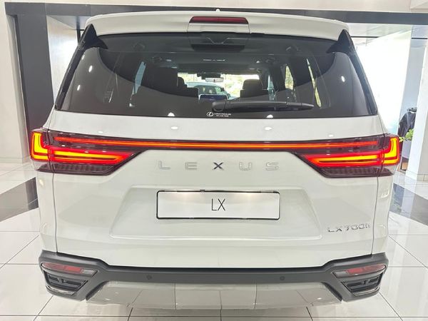 2026-Lexus-LX-700h-Overtrail image:6